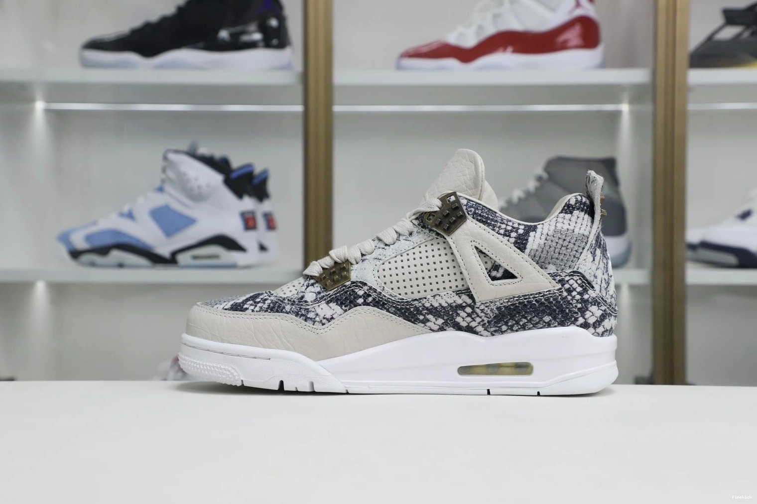 Air retro snakeskin Jordan Jordan 4 0303